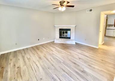 Main picture of 113 Manorwood Ct