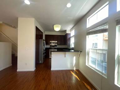 Main picture of 3521 Hart Cmn
