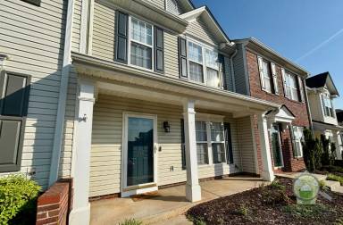 Main picture of 214 Spring Crossing Cir
