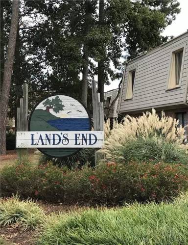 Main picture of 1021 Lands End Way