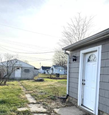 Main picture of 1249 Republic Ave