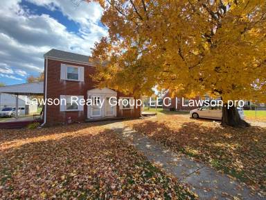 Main picture of 2611 Bowman St NW