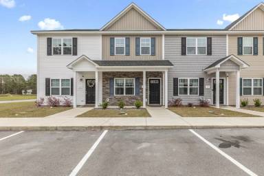 Main picture of Marshall Farms Beauty with Dual Suites & Open-Concept Living