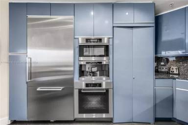 Main picture of One Tequesta Point Condo