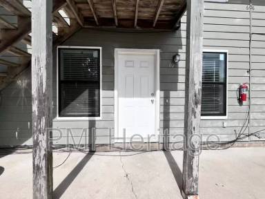 Main picture of 606 Virginia St