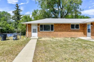 Main picture of 1617 Lashley St