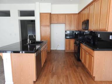 Main picture of 6940 Cherry Ridge Cir