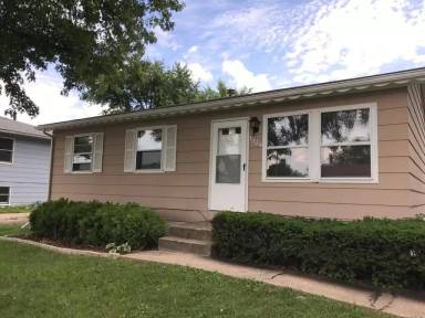 Main picture of 1324 94th Ave W