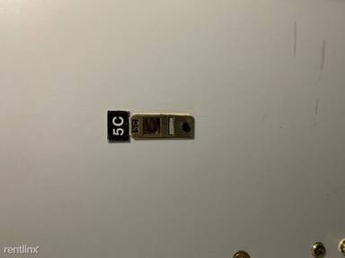 Main picture of 165 E 35th St Apartments
