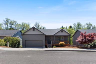 Main picture of 760 Joel Palmer Way