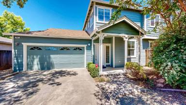 Main picture of 642 Acacia Ln