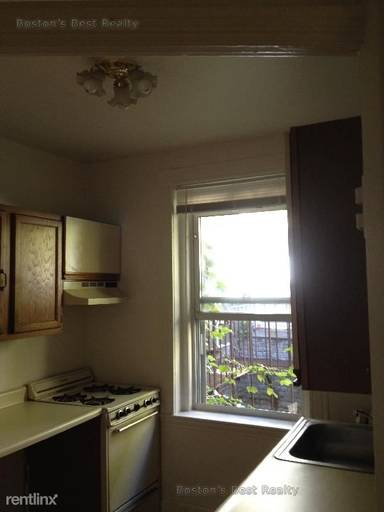 Main picture of 80 Gordon St