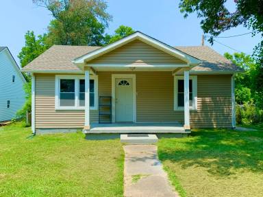 Main picture of 1255 Dodd St