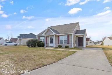 Main picture of 1204 Blue Rug Rd
