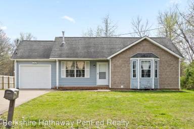 Main picture of 405 Woodale Dr
