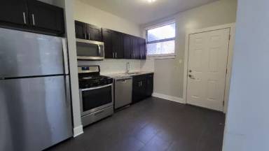 Main picture of 5527 S Everett Ave