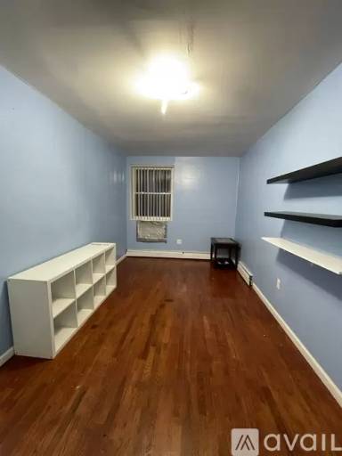 Main picture of 3633 Holland Ave
