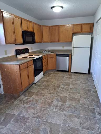 Main picture of 2104 Lincoln Ave