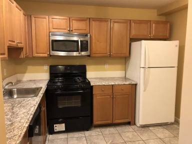 Main picture of 74 Chariot Ct