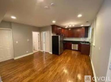 Main picture of 6830 N Sheridan Rd Apartments