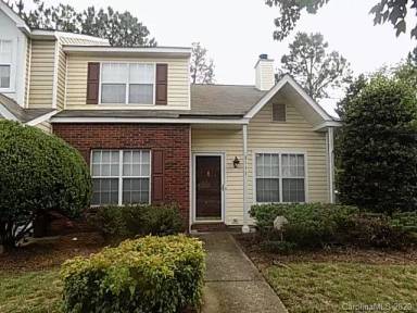 Main picture of 3111 Brockhampton Ct