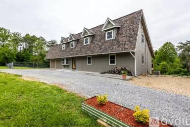 Main picture of 2480 Elk Way