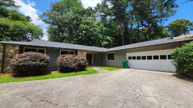 Main picture of 1693 Briarbend Ct