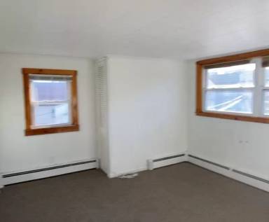 Main picture of 59 Elm St