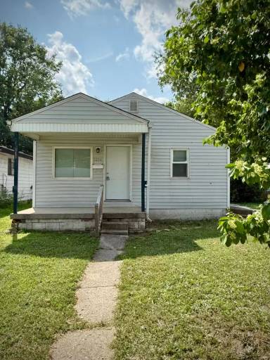 Main picture of 3236 Nicholas Ave