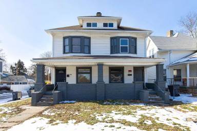 Main picture of 3102 Central Ave