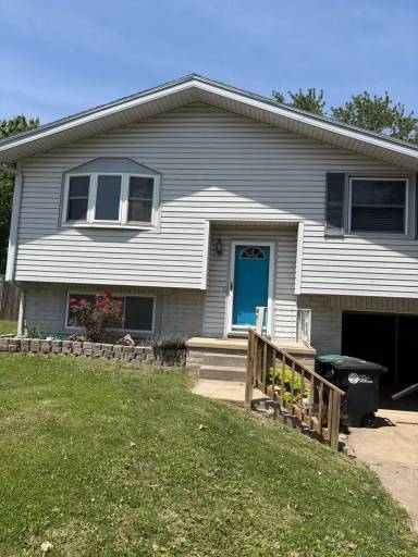 Main picture of 13718 Polk St