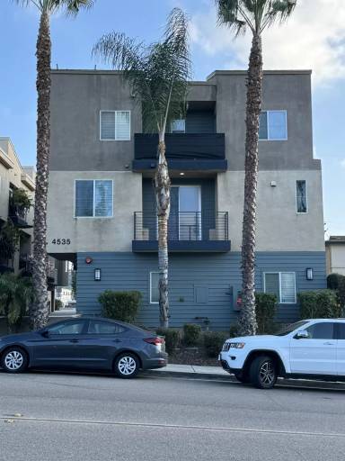 Main picture of 4535 Rainier Ave