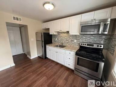Main picture of 341 Hemlock Dr