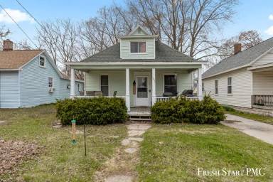 Main picture of 1857 Crowley St