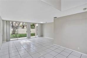 Main picture of 10932 NW 12th Ct