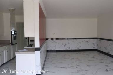 Main picture of 543 Cedar Ave