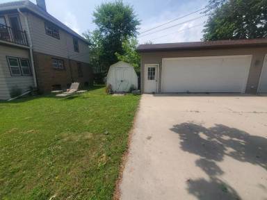 Main picture of 502 W Oakland Ave