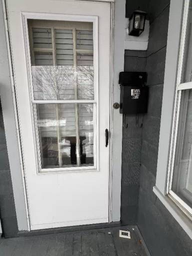 Main picture of 736 N Pearl St