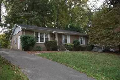 Main picture of 607 Derrydowne Dr