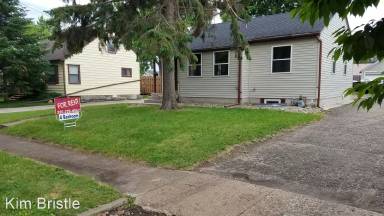 Main picture of 708 2nd St SE