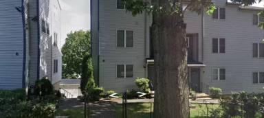 Main picture of 21 Prospect Ave