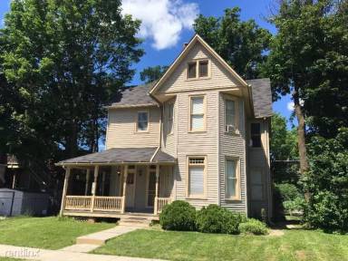Main picture of 323 N Hartley St