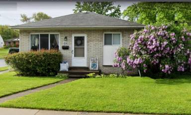Main picture of 656 E Hudson Ave