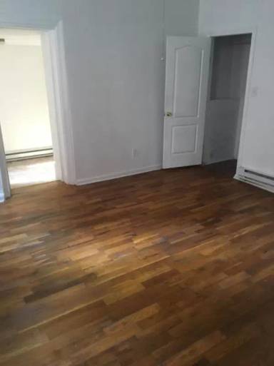 Main picture of 4923 Cedar Ave