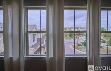 Main picture of 423 Cartwheel Bnd