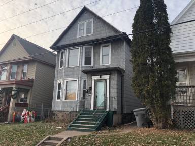 Main picture of 419 Michigan Ave