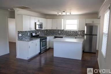 Main picture of 1721 Glen Curtis Rd