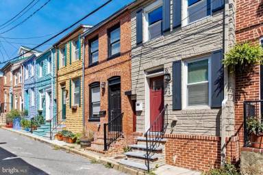 Main picture of 229 S Chapel St