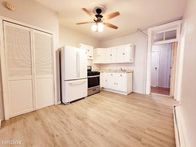 Main picture of 39 Harmon St