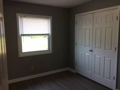 Main picture of 365 Elmwood Dr
